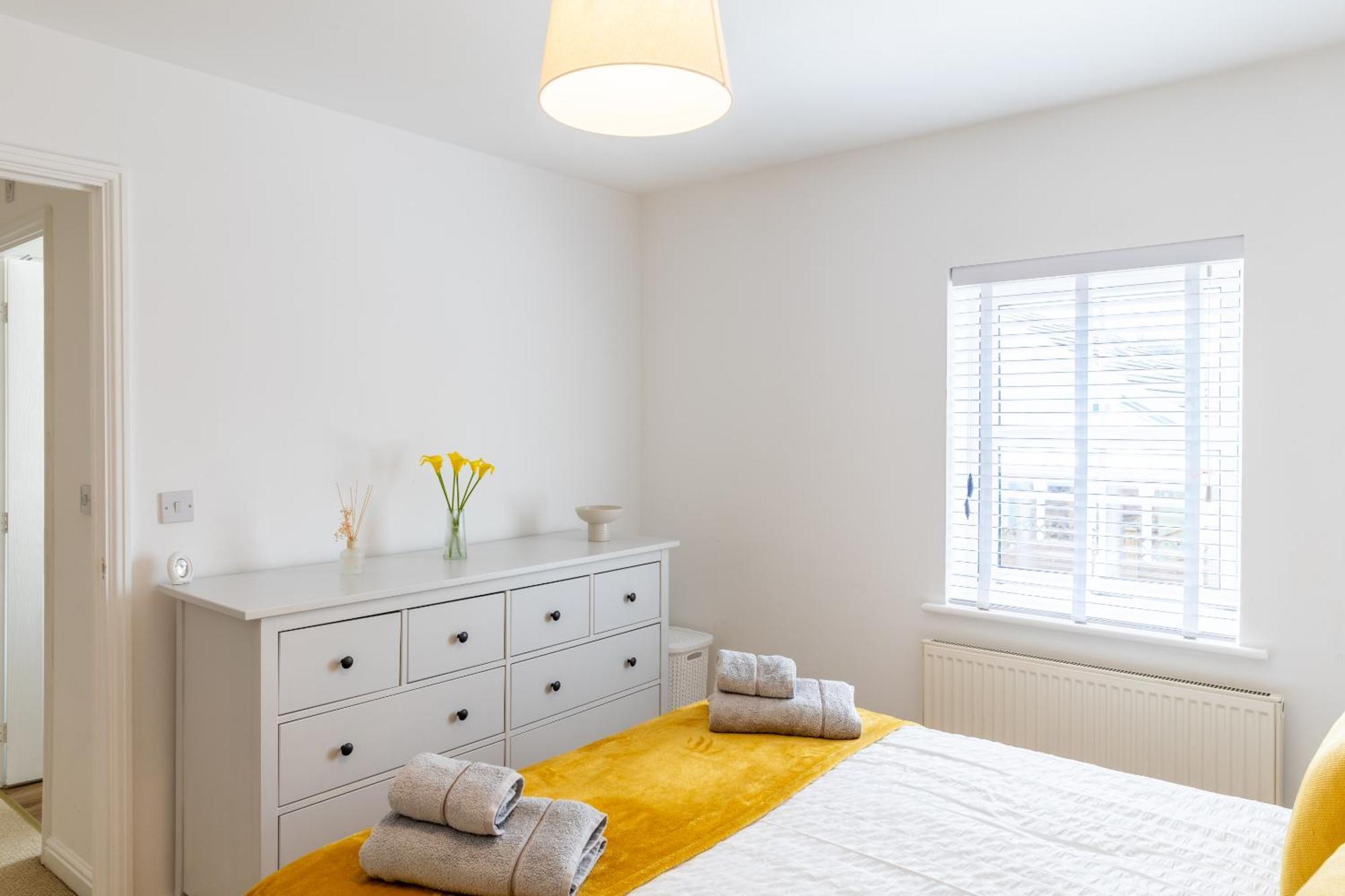 Limeslade House In - Family & Dog Friendly Holiday home The Mumbles